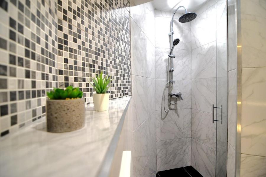 Lea Apartment - Free Parking In Front For 2 Cars Zagreb Exterior foto